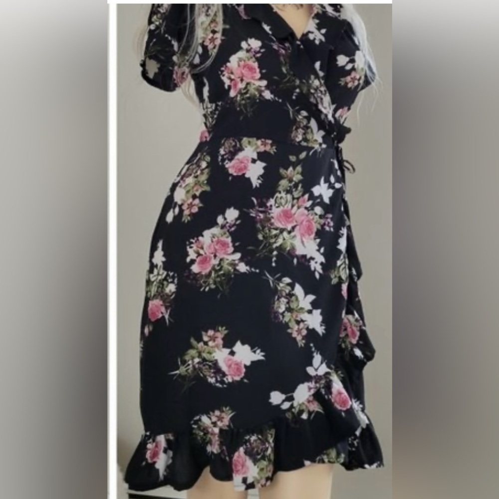 Boutique-Floral Flounce Short Sleeve Wrap Midi Dress-Black-Pink-Multi-NWOT-SzM🌸​ - Picture 6 of 10
